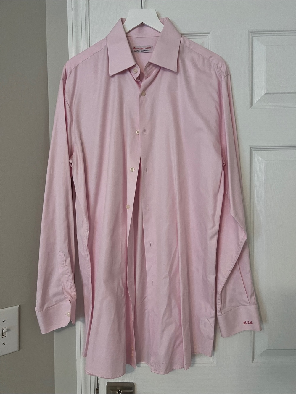 Men's Classic Pink Dress Shirt - Long Sleeve